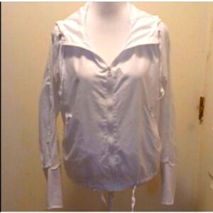 Zyia zip front running style jacket leopard print  stretchy material